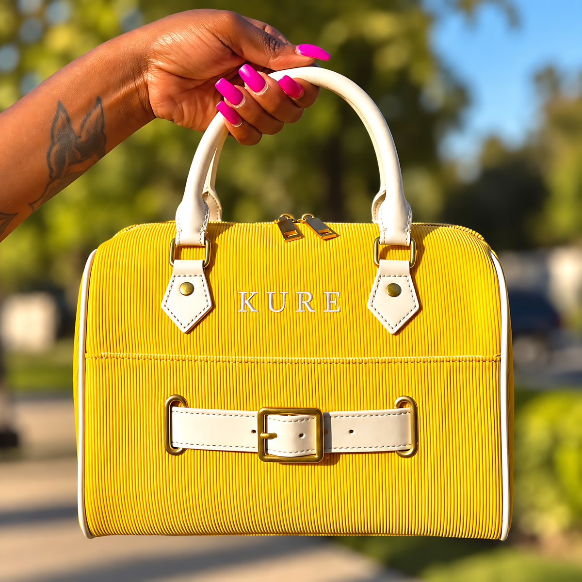 The Kuré Bellè™ Signature Corduroy Handbag